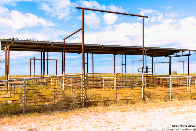 Image 24 of 40 For 2741 Fm 2924