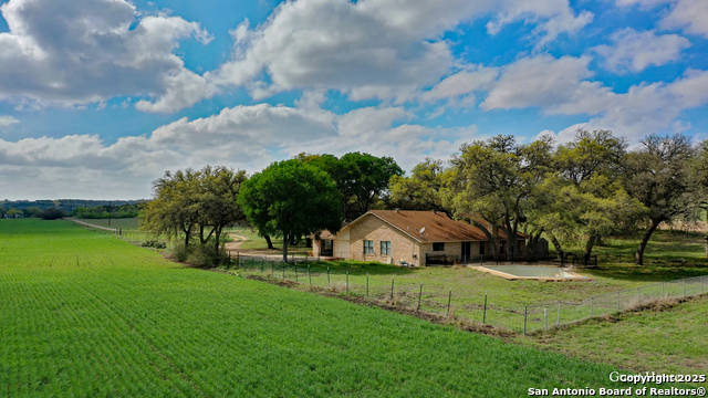 Image 18 of 30 For 208 Private Road 378