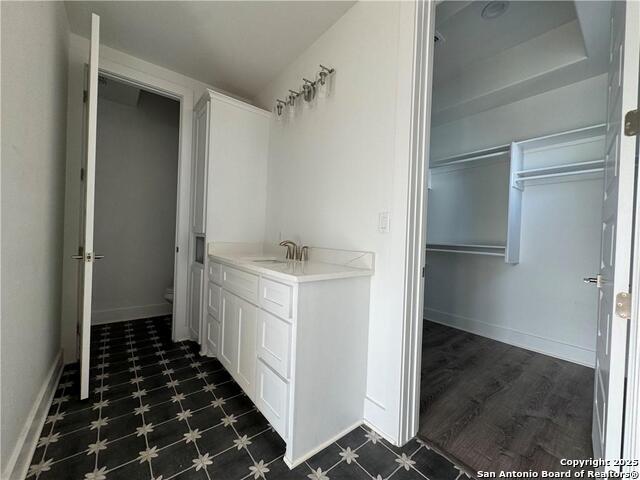 Listing photo id 14 for 13741 Tajamar