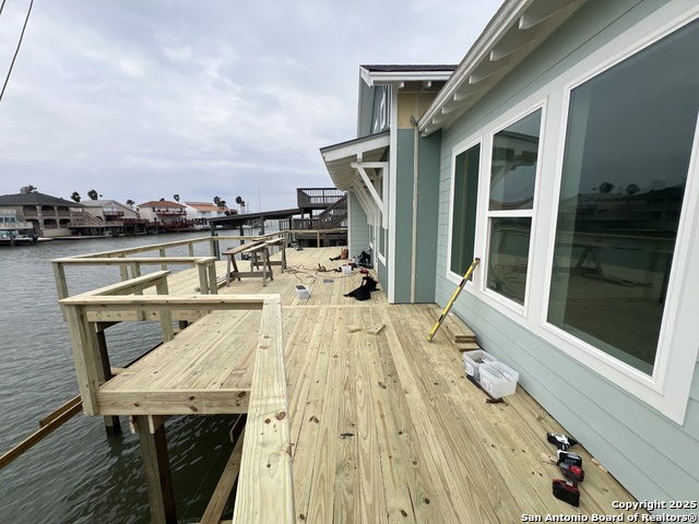 Listing photo id 17 for 13741 Tajamar