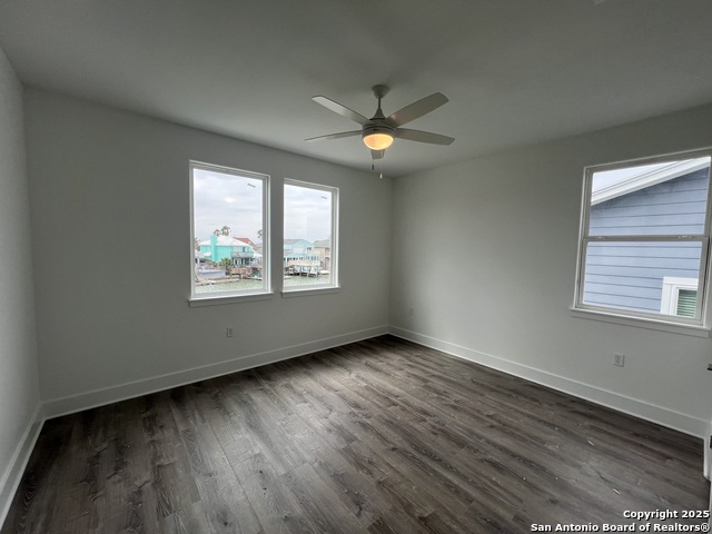 Listing photo id 6 for 13741 Tajamar