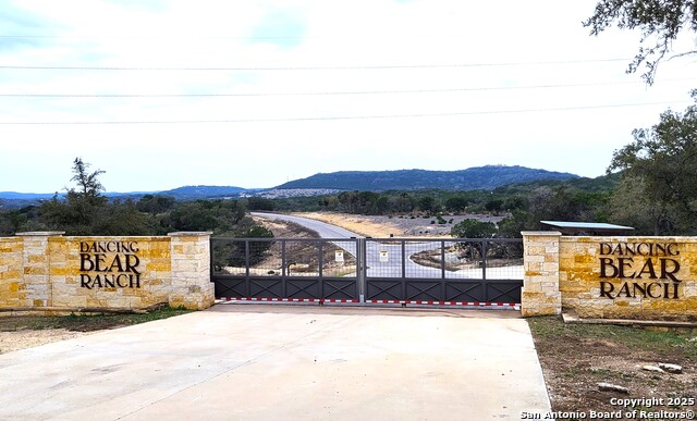 Image 3 of 12 For 322 Private Road 1742