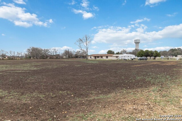 Listing photo id 9 for 12120 Schaefer Rd