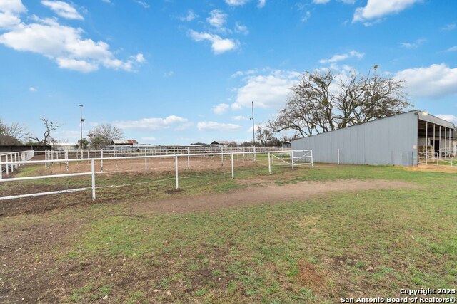 Listing photo id 15 for 12120 Schaefer Rd