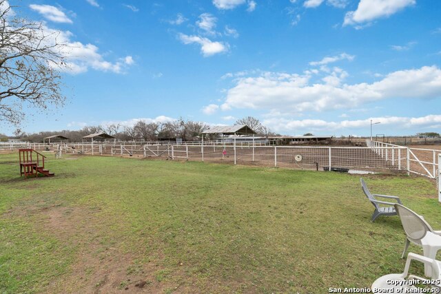 Listing photo id 18 for 12120 Schaefer Rd