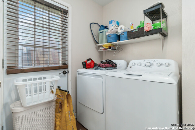 Listing photo id 38 for 12120 Schaefer Rd