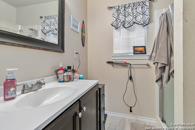 Listing photo id 42 for 12120 Schaefer Rd