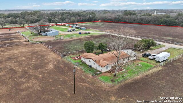 Listing photo id 5 for 12120 Schaefer Rd