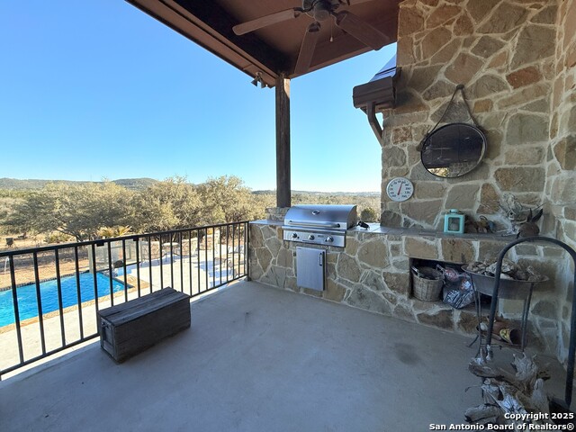 Listing photo id 20 for 2747 Bear Creek Road