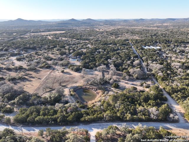 Listing photo id 27 for 2747 Bear Creek Road