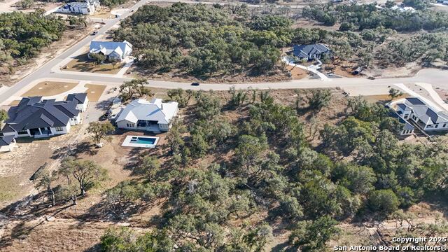 Image 5 of 18 For 716 Live Oak Ridge
