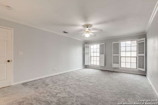 Image 16 of 25 For 2611 Eisenhauer Rd  903