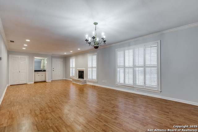 Image 7 of 25 For 2611 Eisenhauer Rd  903