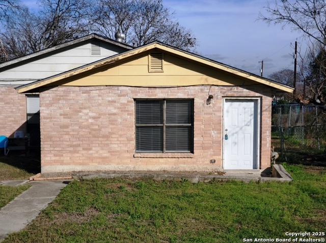 Details for 918 Hampton  2, San Antonio, TX 78220