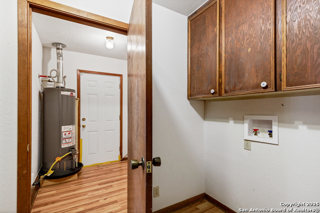 Image 24 of 47 For 119 Isdale