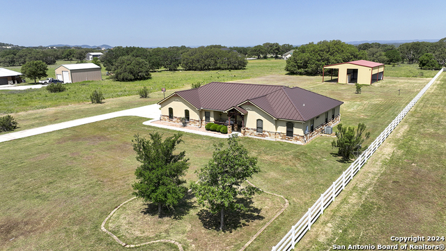 Details for 951 Horseshoe Falls, Bandera, TX 78003