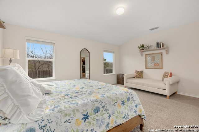 Listing photo id 14 for 7002 Capella Cir