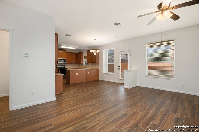 Image 11 of 37 For 6127 Kimble Ml