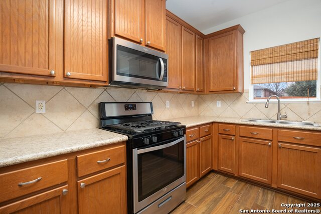 Image 14 of 37 For 6127 Kimble Ml