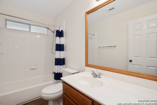 Image 33 of 37 For 6127 Kimble Ml