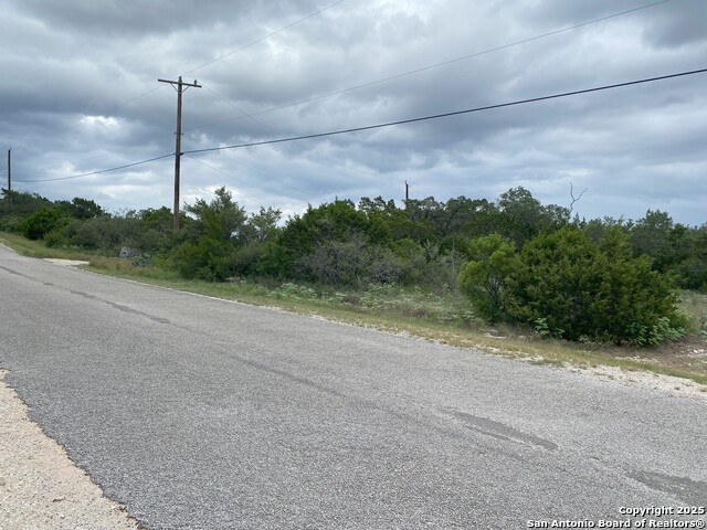 Listing photo id 0 for Tbd County Road 2740