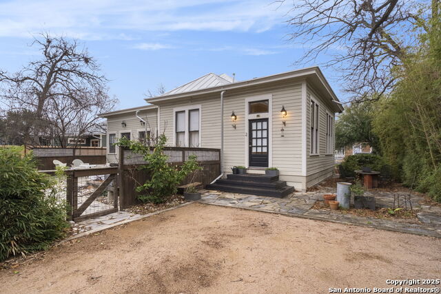 Details for 227 Claudia St  2, San Antonio, TX 78210