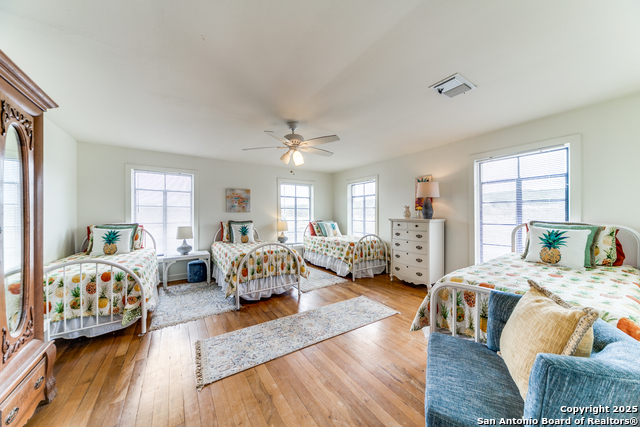 Listing photo id 20 for 1391 Highway 39