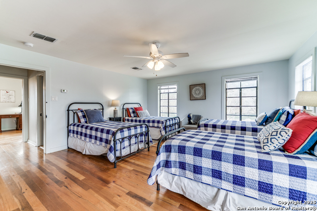 Listing photo id 23 for 1391 Highway 39