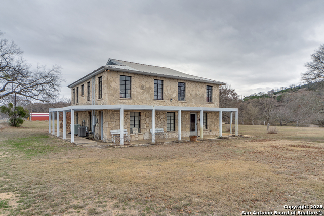 Listing photo id 3 for 1391 Highway 39
