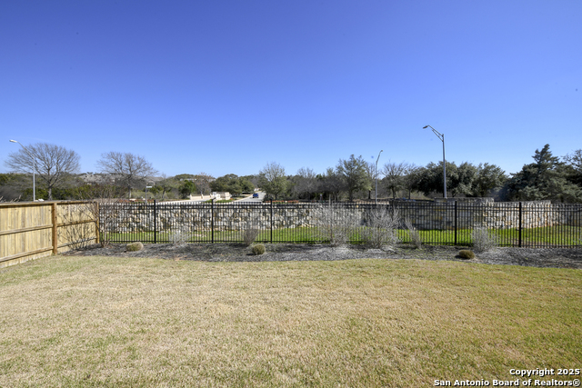 Image 28 of 43 For 22826 Rio Salado