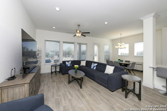 Image 4 of 43 For 22826 Rio Salado