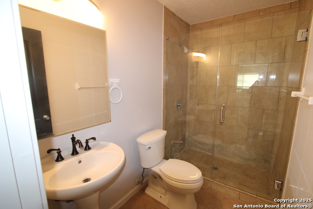 Listing photo id 14 for 11418 Fort Wyne