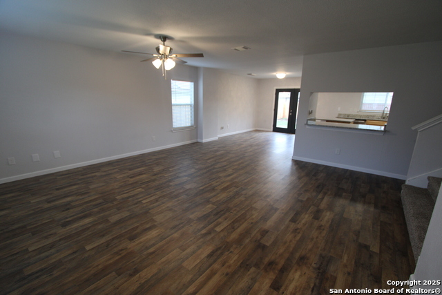 Listing photo id 1 for 11418 Fort Wyne