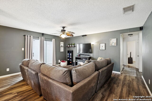 Image 6 of 20 For 6622 Evenridge