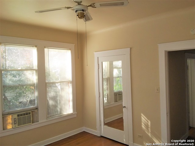 Image 10 of 13 For 221 Magnolia Ave W M