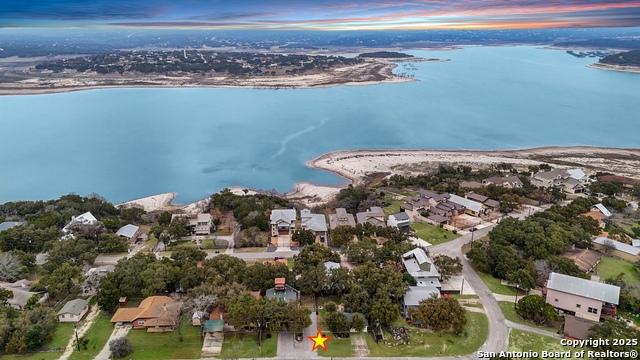 Details for 1087 Driftwind Dr, Canyon Lake, TX 78133