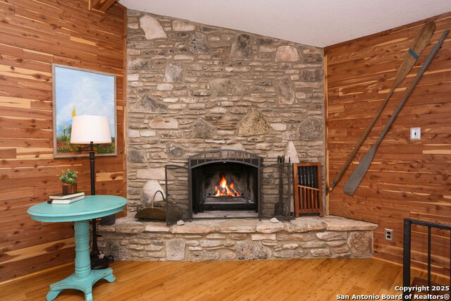 Image 7 of 38 For 1087 Driftwind Dr