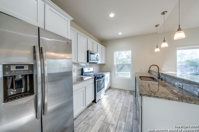 Image 10 of 24 For 5023 Stockman Dr