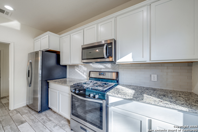 Image 12 of 24 For 5023 Stockman Dr