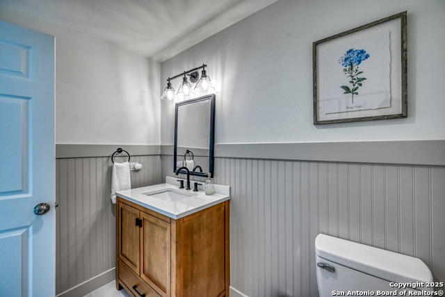 Listing photo id 23 for 2865 Edgegrove