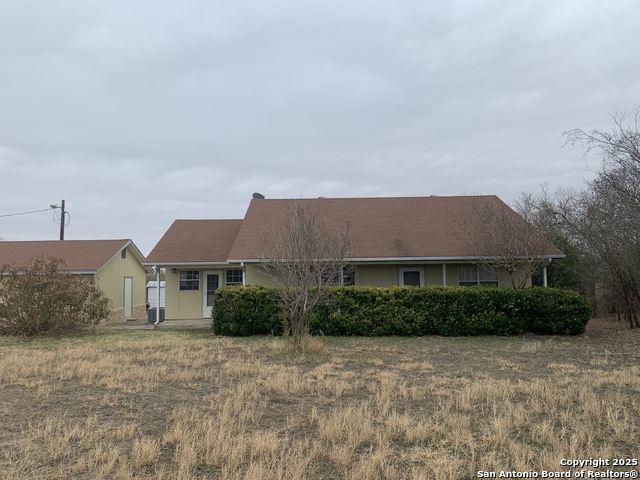 Details for 214 Cr 572  , Castroville, TX 78009