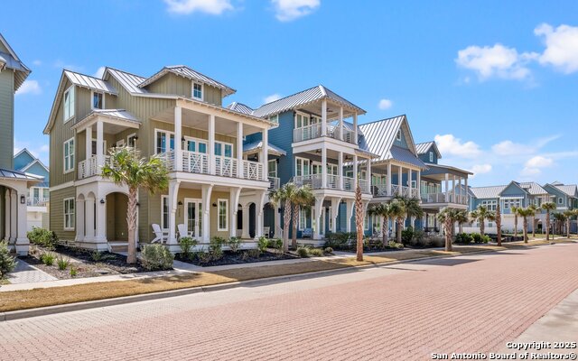 Listing photo id 11 for 222 Sunrise Ave