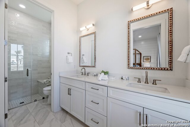 Listing photo id 14 for 222 Sunrise Ave