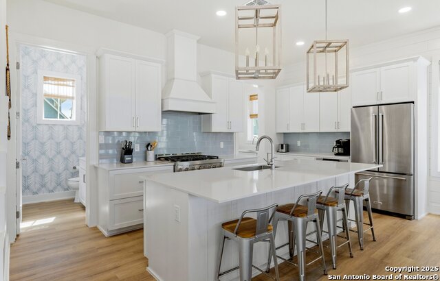 Listing photo id 24 for 222 Sunrise Ave