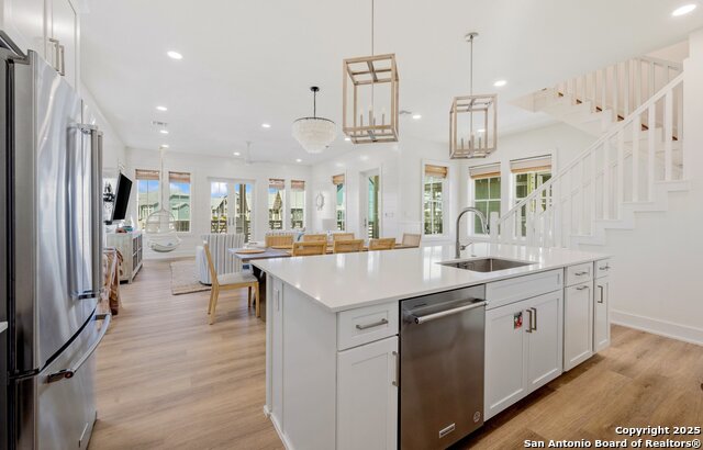 Listing photo id 27 for 222 Sunrise Ave
