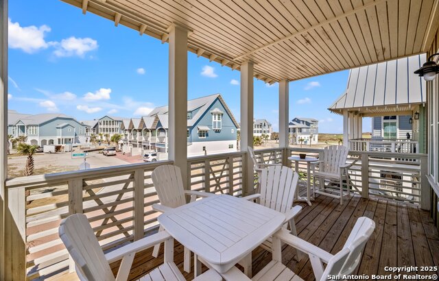 Listing photo id 30 for 222 Sunrise Ave