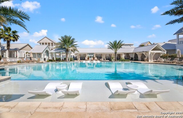 Listing photo id 40 for 222 Sunrise Ave