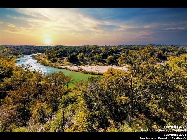 Image 11 of 39 For 5112 Us Highway 290 197