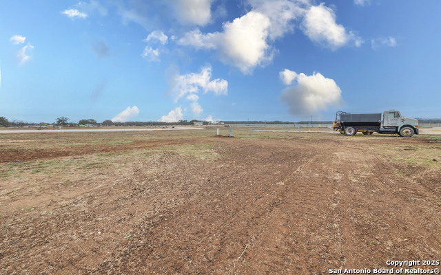 Image 20 of 39 For 5112 Us Highway 290 197