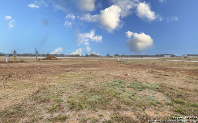 Image 22 of 39 For 5112 Us Highway 290 197